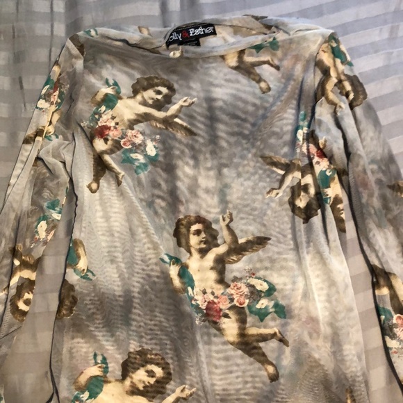Polly & Esther, see though angel long sleeve shirt - Picture 2 of 3